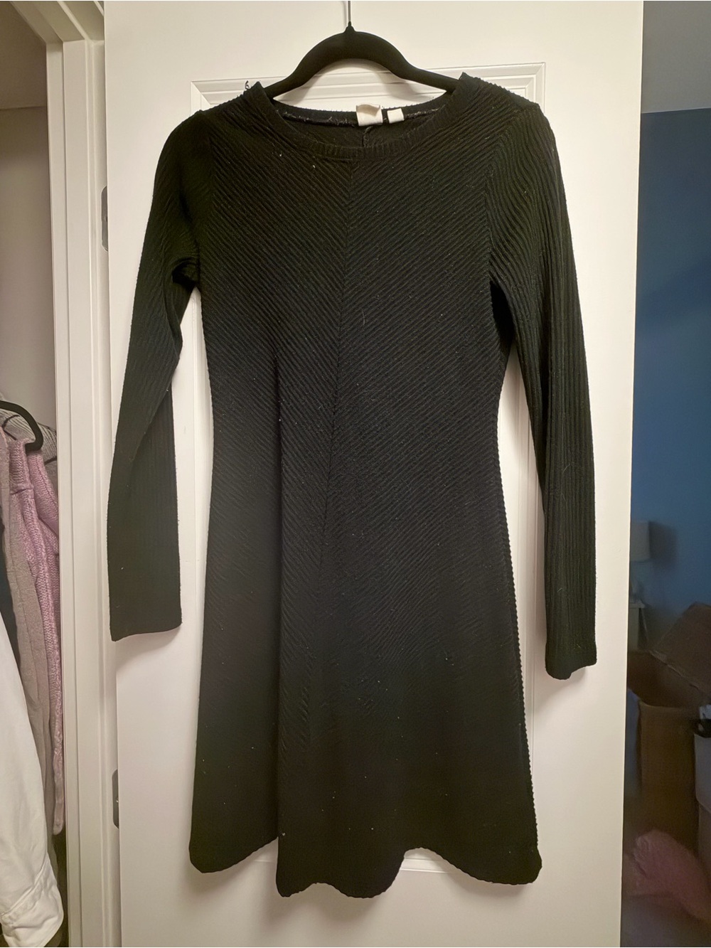 GAP Black Long-Sleeve Ribbed Knit Dress